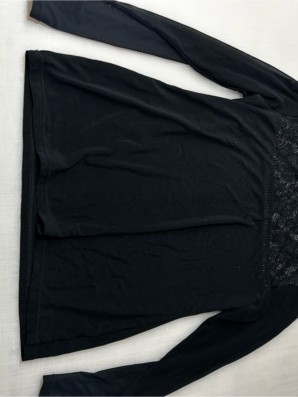 Black Lace-Accent Long Sleeve Women's beautiful elegant top
Women’s size large